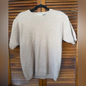 Vintage Elegant Women's Wool and Angora Tan Crew Neck Sweater